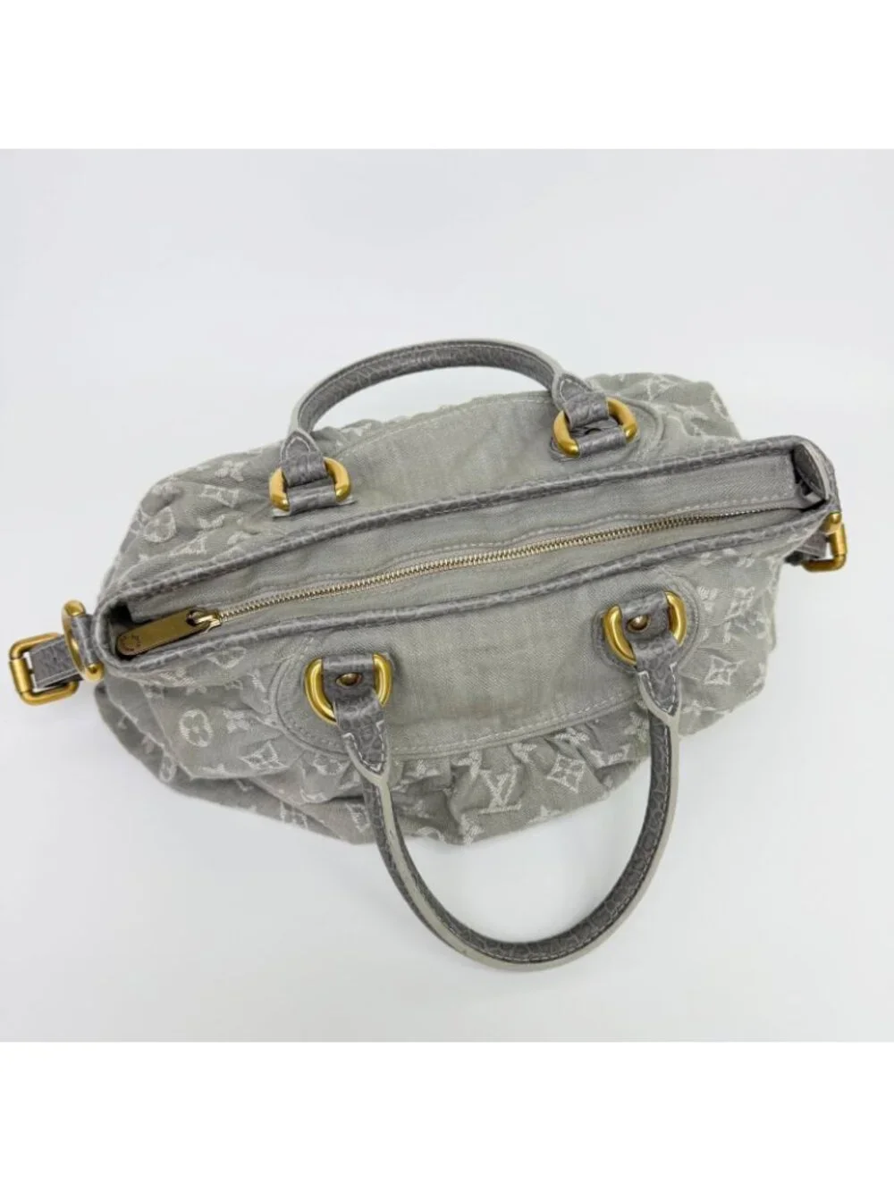 Louis Vuitton this authentic